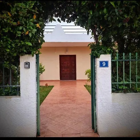 Stavros House παραθαλάσσια μονοκατοικία * Dhilesi